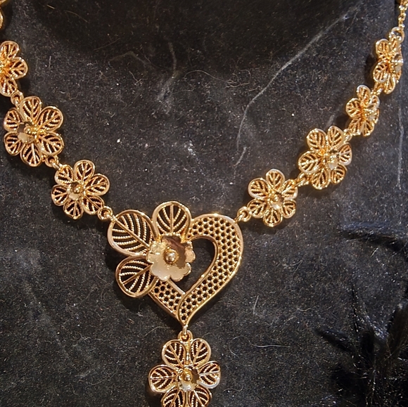 21kgp Dubai Set Elegant Gold Heart Jewelry Set - Picture 4 of 11